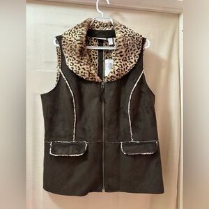 Chico’s NWT Faux Suede Leopard Fur Collar Vest Size 3 (XL) Soft Zip Front